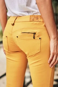 Jean FREEMAN T.PORTER ALEXA CROPPED Magic Color Golden Rod 8 Jean FREEMAN T.PORTER ALEXA CROPPED Magic Color Golden Rod -Promos Femme T-Shirt Magasin freeman 24862 4