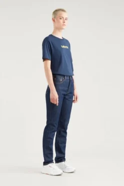 Levis Jean LEVI'S® 501® ORIGINAL Across A Plain -Promos Femme T-Shirt Magasin levis 12501 03 30 4