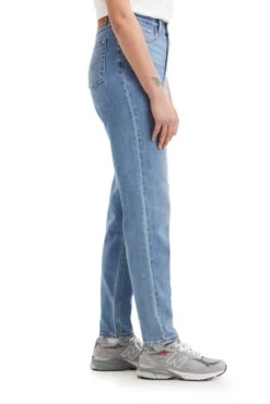 Levis Jeans LEVI'S® MOM'80 Worn In -Promos Femme T-Shirt Magasin levis a3506 00 02 4