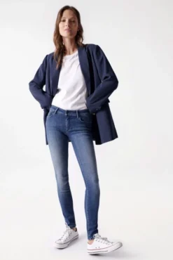 Jeans SALSA WONDER PUSH UP SKINNY Délavage Moyen -Promos Femme T-Shirt Magasin salsa 126590 8503 1